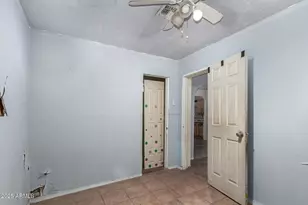 2912 E Monroe Street E, Phoenix, AZ 85034 - Photo 12