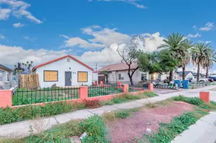 2912 E Monroe Street E, Phoenix, AZ 85034 - Photo 2