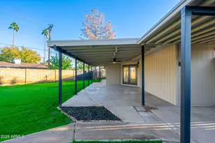 6221 N 20th Ln, Phoenix, AZ 85015 - Photo 32