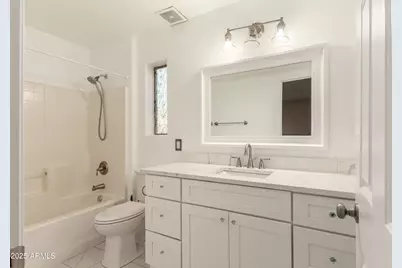 11010 W Griswold Road, Peoria, AZ 85345 - Photo 26