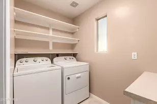 11010 W Griswold Rd, Peoria, AZ 85345 - Photo 30