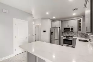 11010 W Griswold Rd, Peoria, AZ 85345 - Photo 12