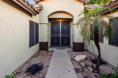 5413 E Garnet Avenue, Mesa, AZ 85206 - Photo 6