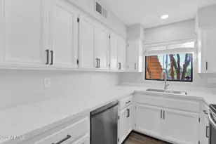 4429 E Hubbell St, Phoenix, AZ 85008 - Photo 10