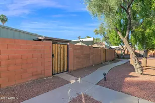 4429 E Hubbell St, Phoenix, AZ 85008 - Photo 2