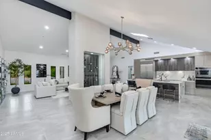 6403 E Gold Dust Ave, Paradise Valley, AZ 85253 - Photo 2