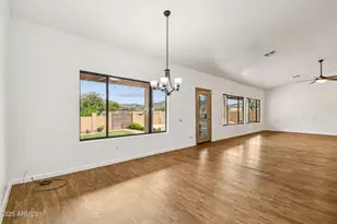 512 E Jordon Ln, Phoenix, AZ 85086 - Photo 12