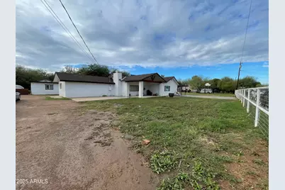 10737 W Pecan Road, Tolleson, AZ 85353 - Photo 12