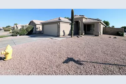 7059 W Gardenia Avenue, Glendale, AZ 85303 - Photo 2
