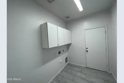 8787 W Augusta Avenue, Glendale, AZ 85305 - Photo 10