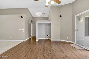 15481 W Mauna Loa Ln, Surprise, AZ 85379 - Photo 18