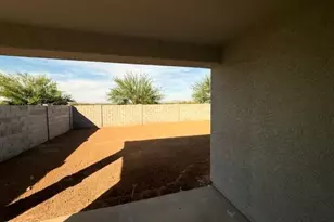 17048 W Fetlock Trail, Surprise, AZ 85387 - Photo 4