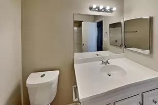 2022 W Windrose Dr, Phoenix, AZ 85029 - Photo 6