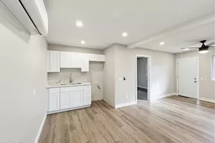 513 E Hatcher Rd, Phoenix, AZ 85020 - Photo 1