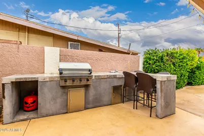3313 W Surrey Avenue, Phoenix, AZ 85029 - Photo 20