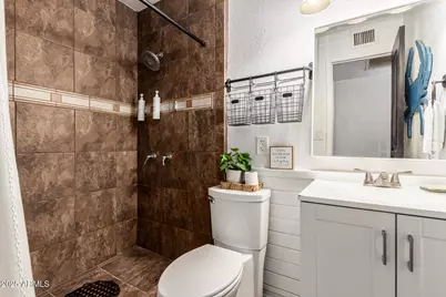 3313 W Surrey Avenue, Phoenix, AZ 85029 - Photo 18