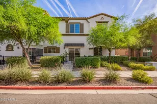 2736 S Cavalier Dr, Gilbert, AZ 85295 - Photo 1