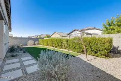 17566 W Country Club Terrace, Surprise, AZ 85387 - Photo 36