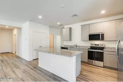 17566 W Country Club Terrace, Surprise, AZ 85387 - Photo 12