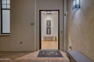 2 Biltmore Estate, Phoenix, AZ 85016 - Photo 6