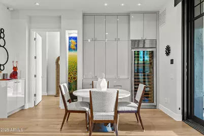 2 Biltmore Estate #106, Phoenix, AZ 85016 - Photo 22