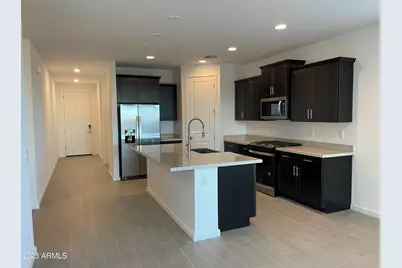 17401 W Red Fox Road, Surprise, AZ 85387 - Photo 6