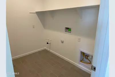 17401 W Red Fox Road, Surprise, AZ 85387 - Photo 26