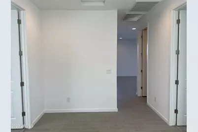 17401 W Red Fox Road, Surprise, AZ 85387 - Photo 18