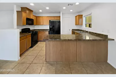 41404 W Coltin Way, Maricopa, AZ 85138 - Photo 2