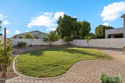 6848 S 27th Street, Phoenix, AZ 85042 - Photo 2