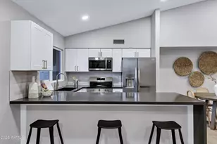 9118 N 68th Ln, Peoria, AZ 85345 - Photo 14