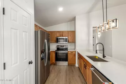 2097 N Pine Place, Casa Grande, AZ 85122 - Photo 4