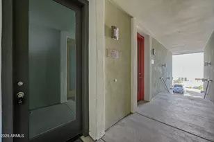 1250 N Abbey Ln, Chandler, AZ 85226 - Photo 2