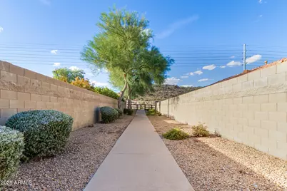 28422 N 32nd Lane, Phoenix, AZ 85083 - Photo 46