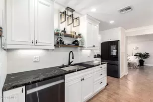 5730 N 12th St, Phoenix, AZ 85014 - Photo 16