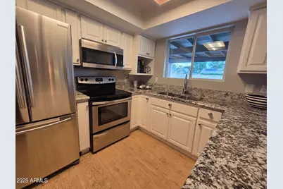 3941 E Cholla Street, Phoenix, AZ 85028 - Photo 2