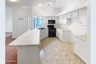 9044 N 47th Court, Glendale, AZ 85302 - Photo 26