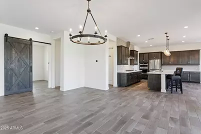 11249 N Blakely Street, Surprise, AZ 85388 - Photo 10