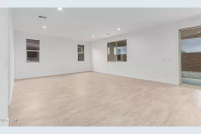 8722 S 170th Avenue, Goodyear, AZ 85338 - Photo 8