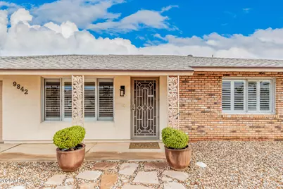 9842 W Royal Oak Road, Sun City, AZ 85351 - Photo 4