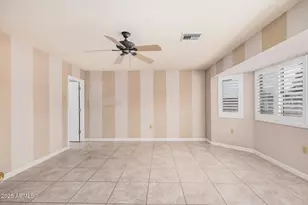 9842 W Royal Oak Rd, Sun City, AZ 85351 - Photo 14