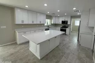 2329 E Enrose St, Mesa, AZ 85213 - Photo 6