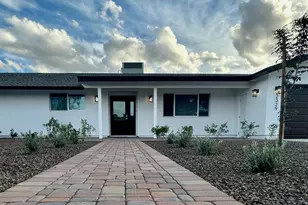 2329 E Enrose St, Mesa, AZ 85213 - Photo 2