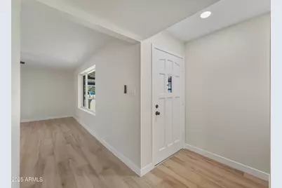 3410 W Pershing Avenue, Phoenix, AZ 85029 - Photo 12