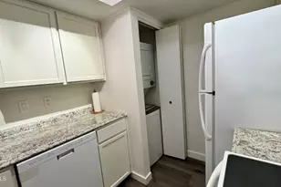 4211 E Palm Ln, Phoenix, AZ 85008 - Photo 10