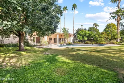 911 W Gleneagles Drive, Phoenix, AZ 85023 - Photo 8