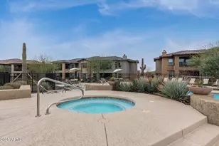 2425 W Bronco Butte Trl, Phoenix, AZ 85085 - Photo 10