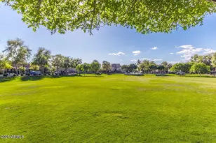 1714 N 77th Glen, Phoenix, AZ 85035 - Photo 26