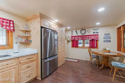 2027 Wilderness Drive, Overgaard, AZ 85933 - Photo 10