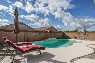 17061 W Halifax Ln, Surprise, AZ 85374 - Photo 24